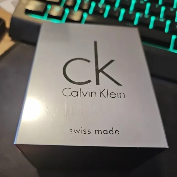 Calvin Klein Treasure Stainless Steel Bracelet Silver Dial Quartz Womens Watch - Picture 8 of 9